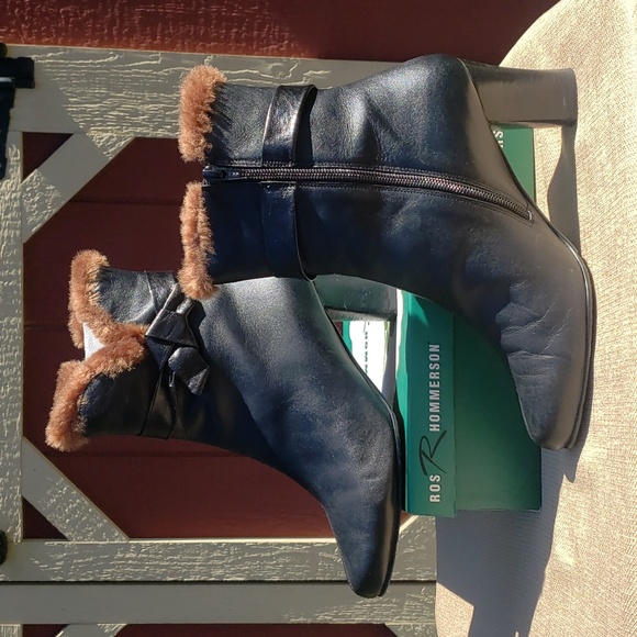 Roz Hommerson Dress Boot Genuine Leather Ankle Boots - Picture 2 of 5